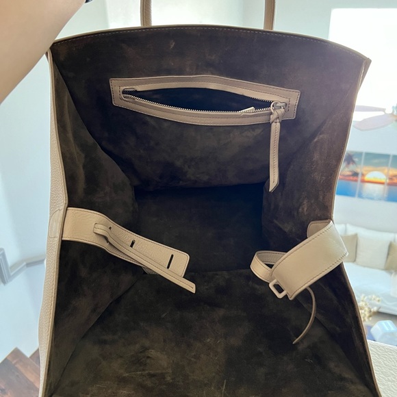 Celine Large Luggage Phantom Handbag 👜🤎 - Picture 3 of 11